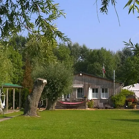 Ferienhaus Am Achterwasser In Luetow 別荘 *